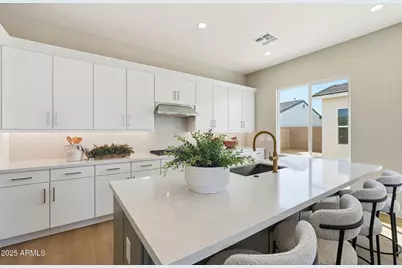 17633 W Middlebury Street, Surprise, AZ 85388 - Photo 7