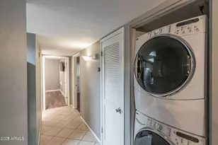 1402 E Guadalupe Rd, Tempe, AZ 85283 - Photo 9