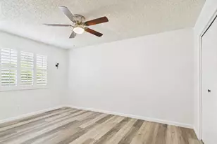 9915 W Mountain View Rd, Sun City, AZ 85351 - Photo 15
