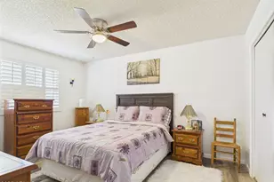 9915 W Mountain View Rd, Sun City, AZ 85351 - Photo 11