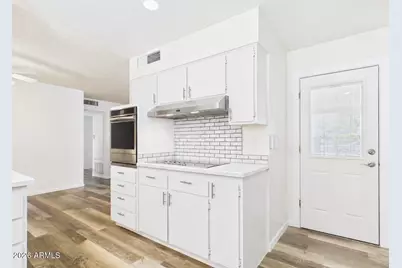 9915 W Mountain View Road, Sun City, AZ 85351 - Photo 7