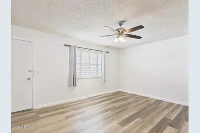 9915 W Mountain View Road, Sun City, AZ 85351 - Photo 5