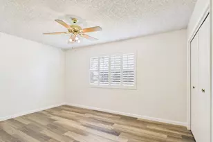 9915 W Mountain View Rd, Sun City, AZ 85351 - Photo 11