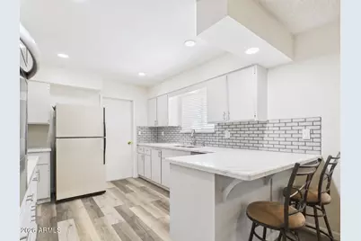 9915 W Mountain View Road, Sun City, AZ 85351 - Photo 9