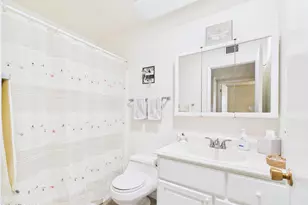 9915 W Mountain View Rd, Sun City, AZ 85351 - Photo 11