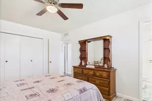 9915 W Mountain View Rd, Sun City, AZ 85351 - Photo 13