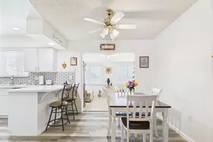 9915 W Mountain View Rd, Sun City, AZ 85351 - Photo 7