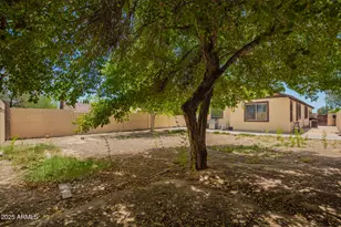 205 N 107th Dr, Avondale, AZ 85323 - Photo 29