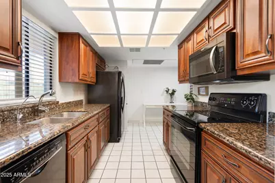 9450 N 95th Street N #220, Scottsdale, AZ 85258 - Photo 13