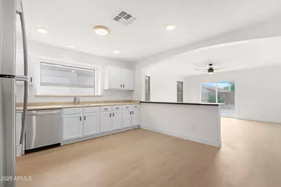 21424 N Howell Drive, Maricopa, AZ 85138 - Photo 13