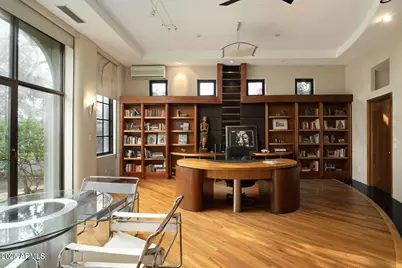 94 Biltmore Estates Drive, Phoenix, AZ 85016 - Photo 15