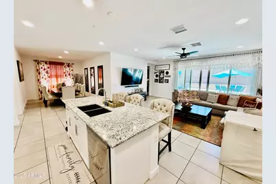 1657 W Monte Way, Phoenix, AZ 85041 - Photo 7