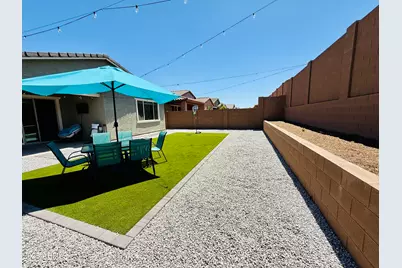 1657 W Monte Way, Phoenix, AZ 85041 - Photo 23