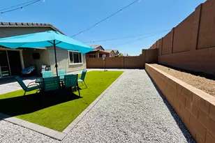 1657 W Monte Way, Phoenix, AZ 85041 - Photo 23