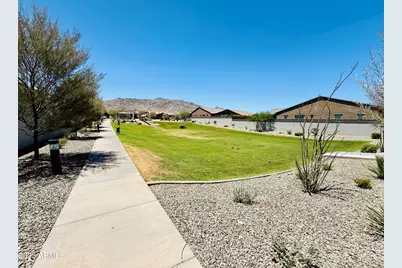 1657 W Monte Way, Phoenix, AZ 85041 - Photo 25