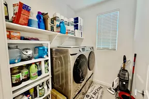 1657 W Monte Way, Phoenix, AZ 85041 - Photo 21