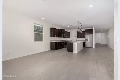 17352 W Red Fox Road, Surprise, AZ 85387 - Photo 11