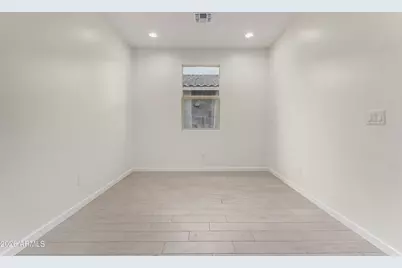 17352 W Red Fox Road, Surprise, AZ 85387 - Photo 21