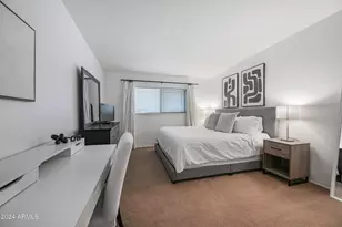 357 E Thomas Rd, Phoenix, AZ 85012 - Photo 11