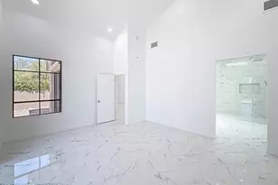 25150 N Windy Walk Dr, Scottsdale, AZ 85255 - Photo 17