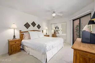 12222 N Paradise Vlg Pkwy S, Phoenix, AZ 85032 - Photo 11