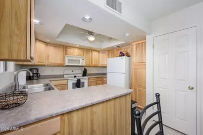 12222 N Paradise Village Parkway S #220, Phoenix, AZ 85032 - Photo 11