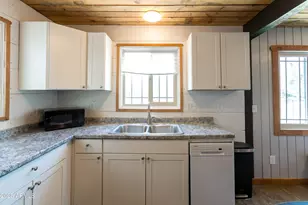 208 Hereford Rd, Bisbee, AZ 85603 - Photo 17