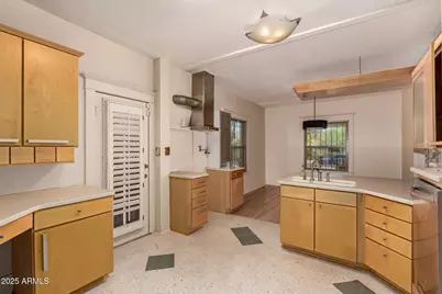 1322 W Monroe Street, Phoenix, AZ 85007 - Photo 9