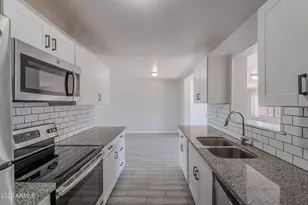 1526 W North Ln, Phoenix, AZ 85021 - Photo 11