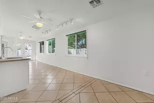 3660 N 52nd St, Phoenix, AZ 85018 - Photo 21