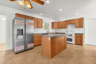 3660 N 52nd St, Phoenix, AZ 85018 - Photo 13