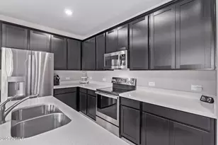 2625 S Peppertree Dr, Gilbert, AZ 85295 - Photo 3