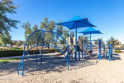 2625 S Peppertree Drive #101, Gilbert, AZ 85295 - Photo 17