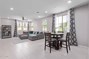 2625 S Peppertree Dr, Gilbert, AZ 85295 - Photo 25