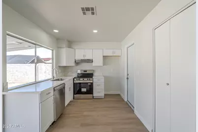 17848 N 34th Lane, Phoenix, AZ 85053 - Photo 7