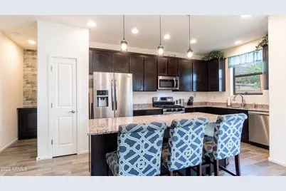 14338 W Bronco Trail, Surprise, AZ 85387 - Photo 3