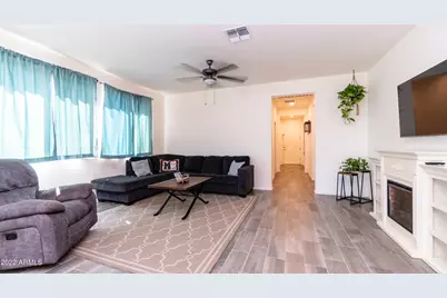 14338 W Bronco Trail, Surprise, AZ 85387 - Photo 9