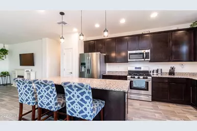 14338 W Bronco Trail, Surprise, AZ 85387 - Photo 5