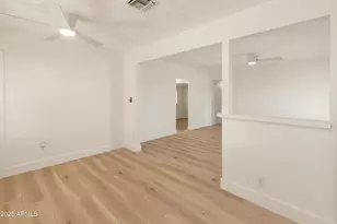 1407 E Mountain View Rd, Phoenix, AZ 85020 - Photo 11