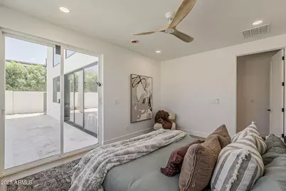 4852 E Piccadilly Road, Phoenix, AZ 85018 - Photo 15