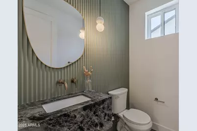 4852 E Piccadilly Road, Phoenix, AZ 85018 - Photo 23