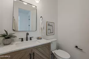 4852 E Piccadilly Rd, Phoenix, AZ 85018 - Photo 27