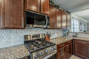 4407 W Crescent Rd, San Tan Valley, AZ 85144 - Photo 11