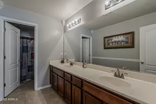 4407 W Crescent Rd, San Tan Valley, AZ 85144 - Photo 37