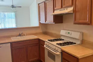 18650 N 91st Ave, Peoria, AZ 85382 - Photo 7