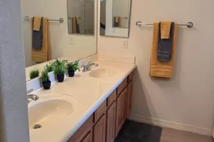 18650 N 91st Ave, Peoria, AZ 85382 - Photo 15