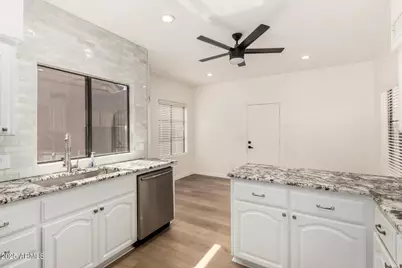 8725 E VÃ­a Del Arbor --, Scottsdale, AZ 85258 - Photo 15