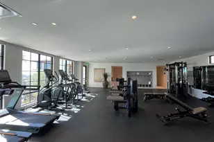 5050 N Camelback Rdg Dr, Scottsdale, AZ 85251 - Photo 15