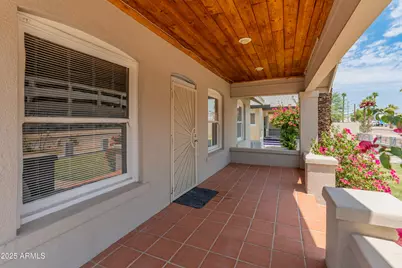 122 N 9th Avenue, Phoenix, AZ 85007 - Photo 1