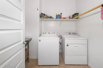 626 W Tallula Trail, San Tan Valley, AZ 85140 - Photo 13